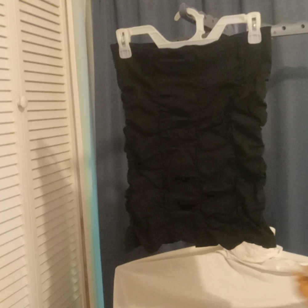 Black mini skirt size large "18 in length